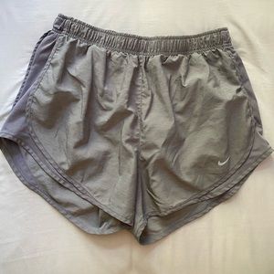 NIKE TEMPO DRY CORE SHORTS